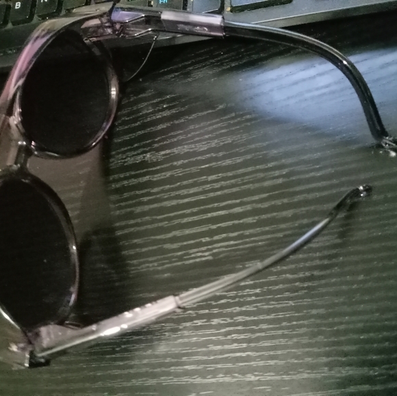 NWOT Fashion UV400 Polarized Sunglasses - Picture 3 of 4